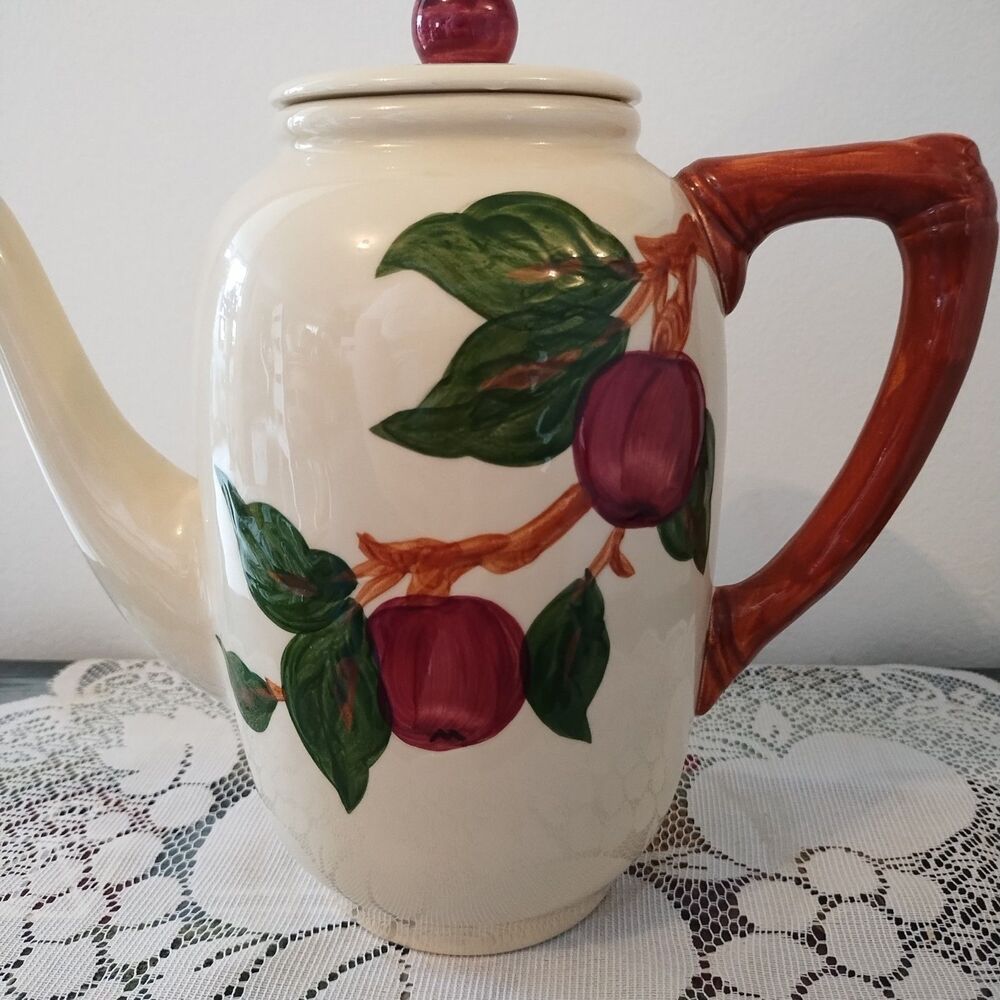 Vintage Franciscan Apple Dinnerware Coffee Pot Server w/ Lid Made In California - Picture 2 of 8